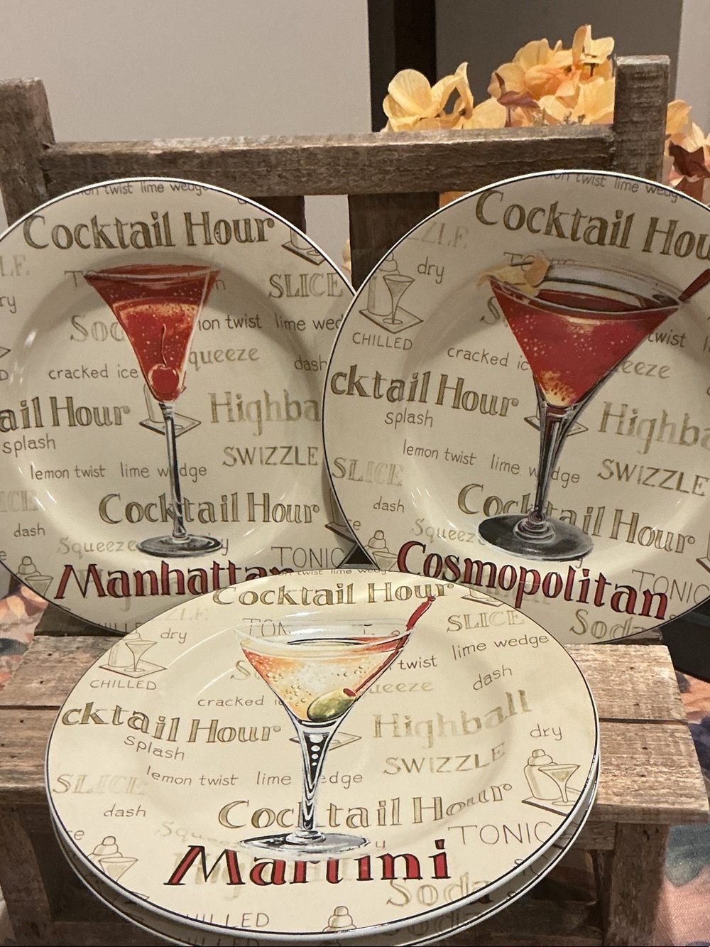 EUC - Cocktail Hour Stoneware Salad/Dessert Plates - Set of 4.
No Bundling.
